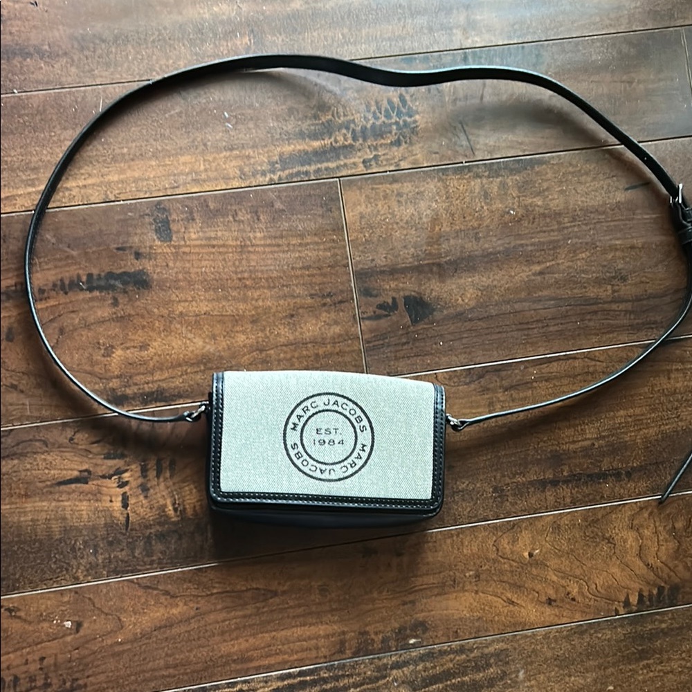 Marc Jacobs gray and Black Crossbody Bag